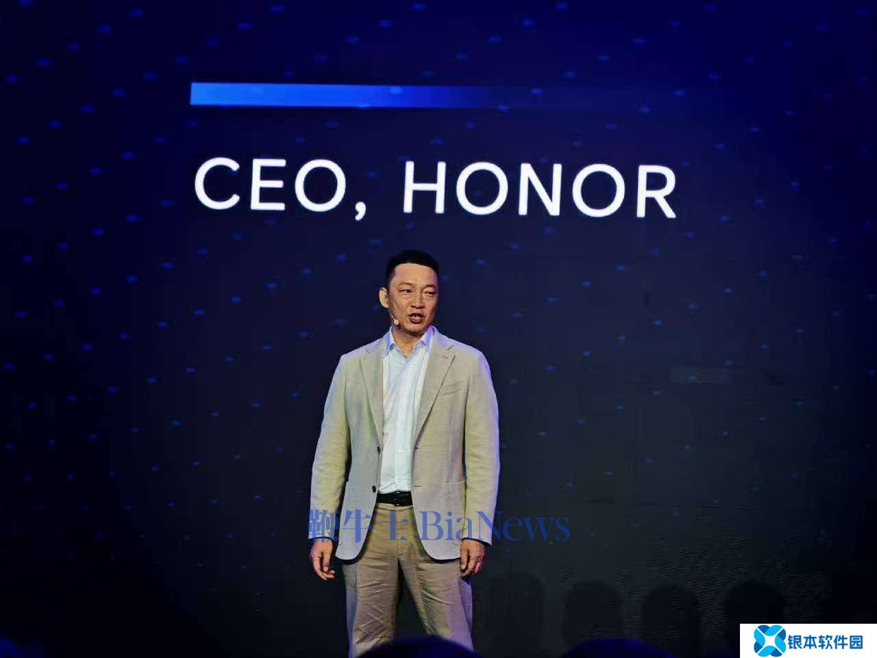 荣耀CEO李健：未来五年投入超过100亿美元建立AI生态