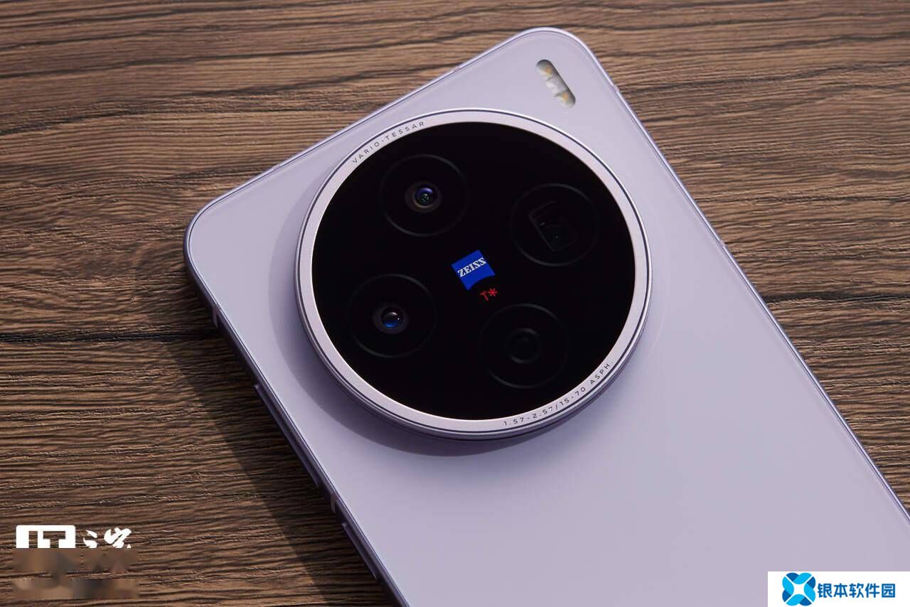 vivo X200s新机美图抢先看：简约“饼干头”，直屏设计尽显“果味”风情